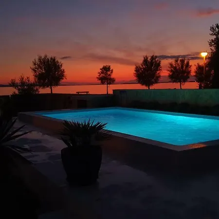 Holiday home House Nataly Vir